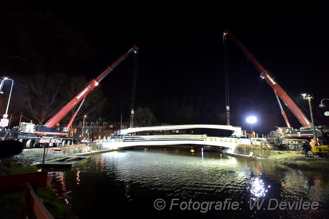 Mediaterplaatse brug liggers plaatsen valkbrug leiden 13032019 Image00006