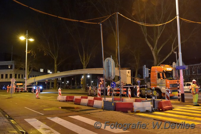 Mediaterplaatse brug liggers plaatsen valkbrug leiden 13032019 Image00013