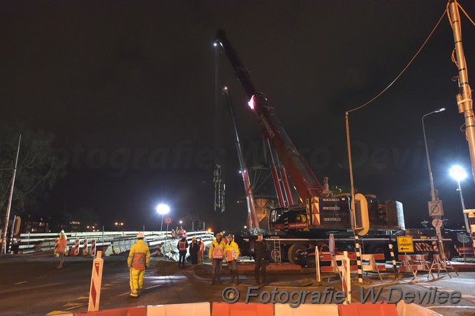 Mediaterplaatse brug liggers plaatsen valkbrug leiden 13032019 Image00014