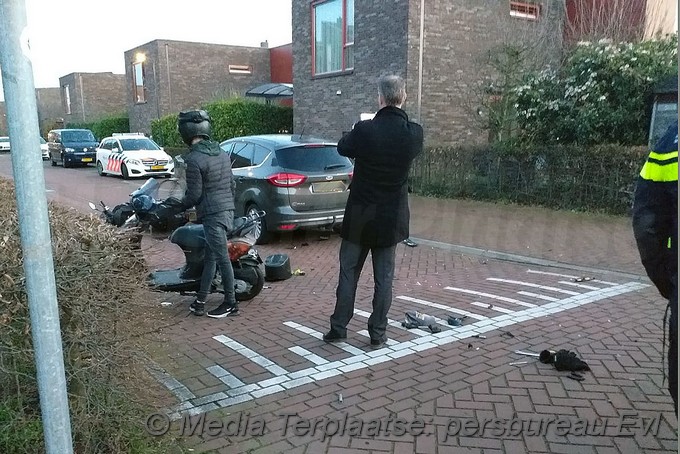 Mediaterplaatse ongeval auto scooter hoofddorp 14032019 Image00004