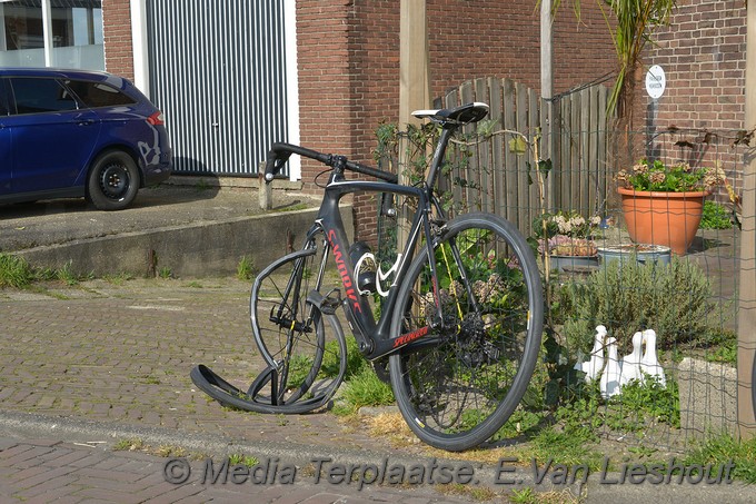 Mediaterplaatse ongeval aalsmeerderdijk wielrenner 31032019 Image00005