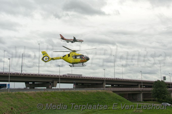 Mediaterplaatse ongeval zwaar bus beknelling chauffeur 10092018 Image00016