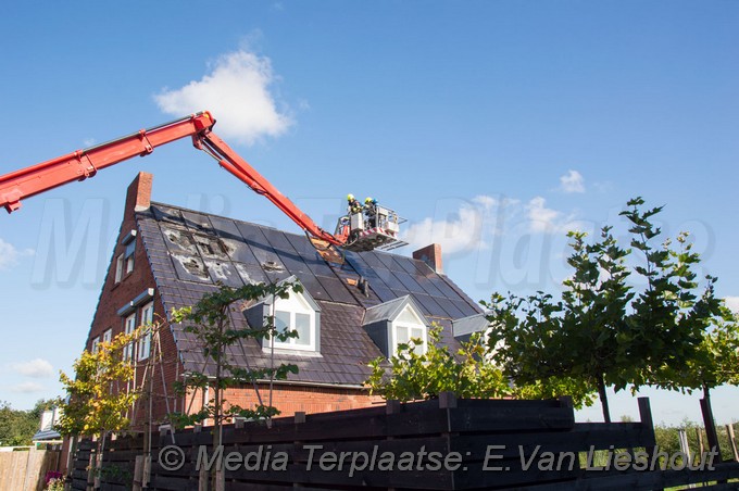 Mediaterplaatse zonnen panelen in brand zwaanshoek 13092018 Image00010