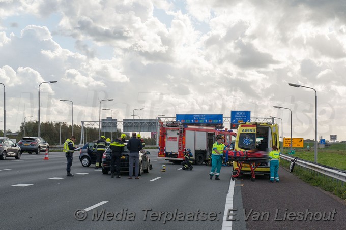 Mediaterplaatse ongeval auto vrachtwagen a4 schiphol 21092018 Image00001