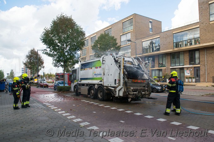 Mediaterplaatse vuilniswagen in brand hoofddorp 21092018 Image00003