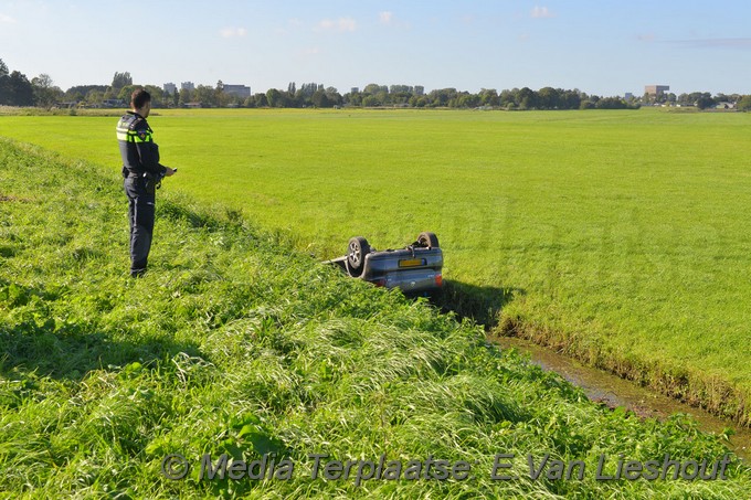 Mediaterplaatse auto te water n205 vijfhuizen 26092018 Image00001