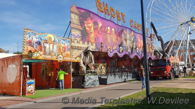 Mediaterplaatse opbouw kermis ldn 28092018 Image04012