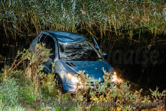 Mediaterplaatse auto te water nieuw vennep 30092018 Image00002