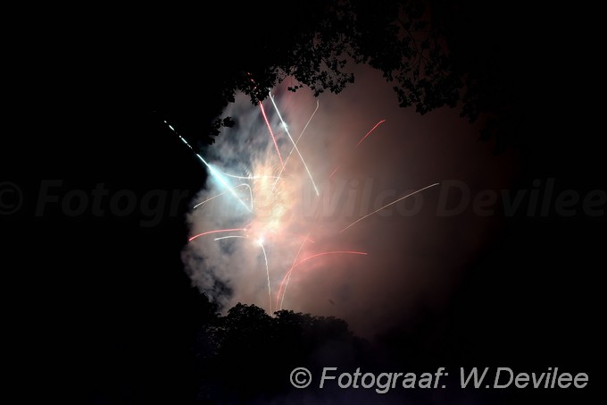 Mediaterplaatse vuurwerk show leiden 03102015 Image00105