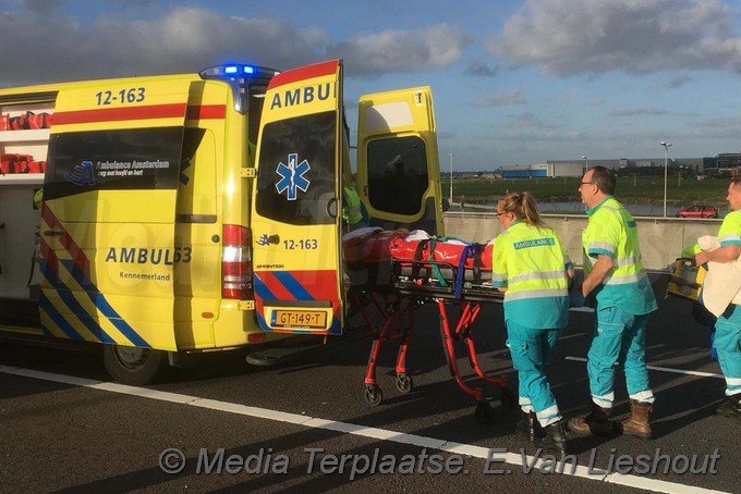 Mediaterplaatse motor rijder klapt op auto n201 03102018 Image00004