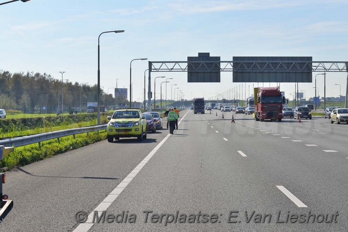 Mediaterplaatse ongeval huur aanhanger om a4l schiphol 05102018 Image00006