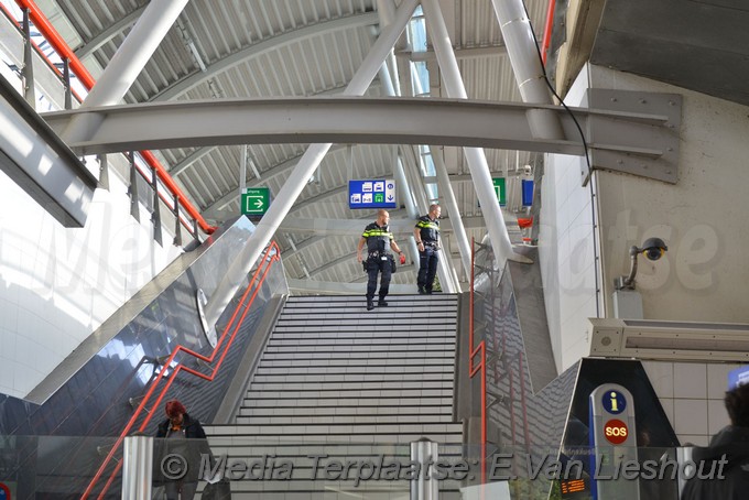 Mediaterplaatse mogelijk bom in trein hoofddorp 09102018 Image00002