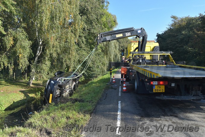 Mediaterplaatse auto te water wassenaar 10102018 Image00014