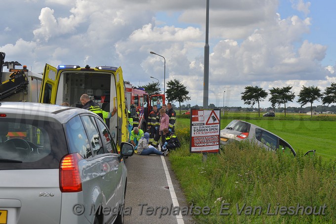 MediaTerplaatse ongeval cruquius auto greppel 09092017 Image00005