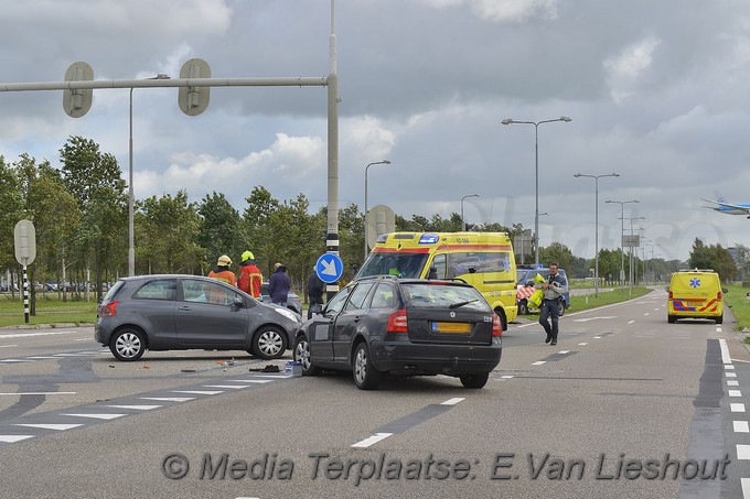 MediaTerplaatse ongeval schipholweg auto hoofddorp 13092017 Image00001