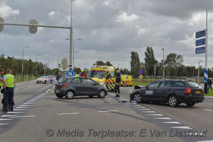 MediaTerplaatse ongeval schipholweg auto hoofddorp 13092017 Image00002