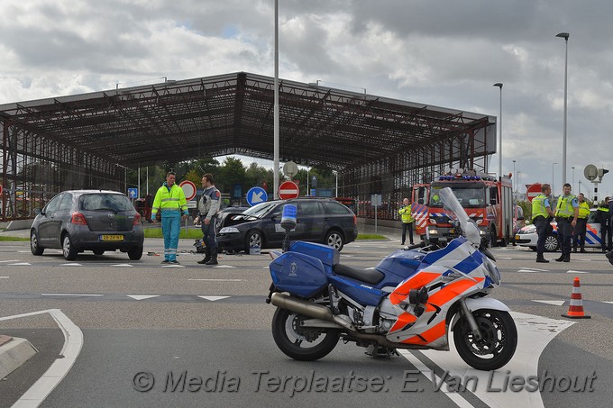 MediaTerplaatse ongeval schipholweg auto hoofddorp 13092017 Image00007