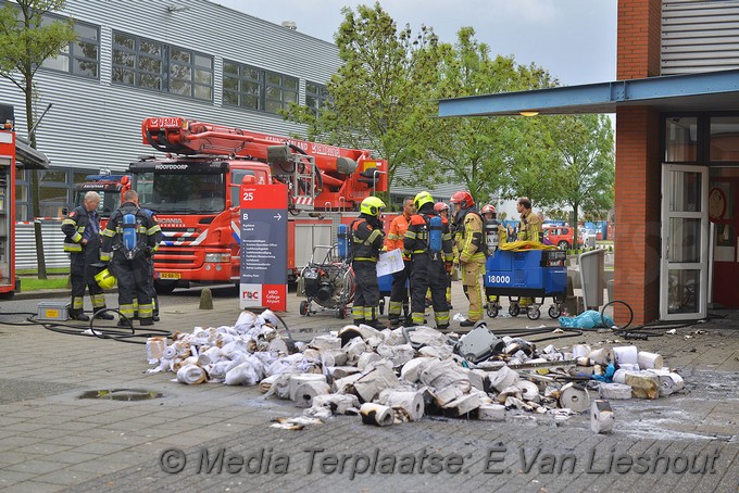 MediaTerplaatse brand in school hoofddorp 14092017 Image00018