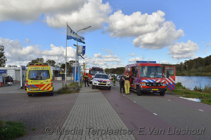 MediaTerplaatse scooter te water schipholdijk 15092017 Image00003