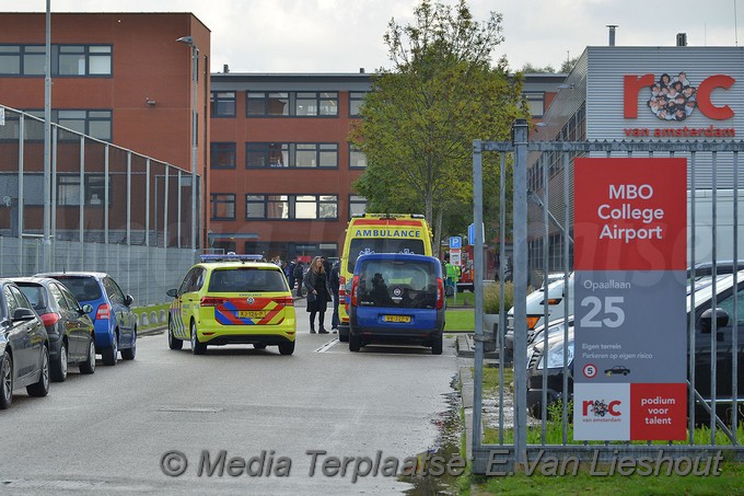 MediaTerplaatse ontruiming school vreemde lucht 19092017 Image00003