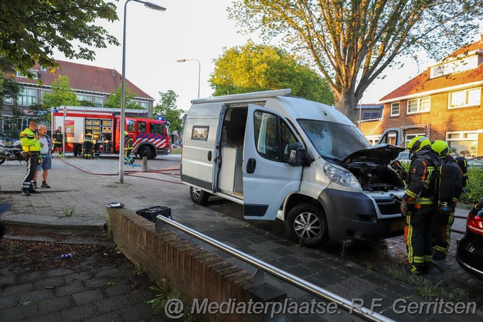 Mediaterplaatse auto brand burgemeester martenssingel gouda 08082022 Image00041