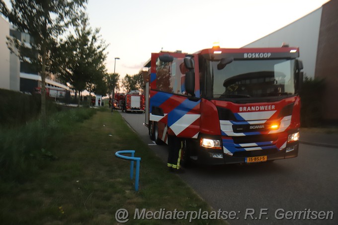 Mediaterplaatse middel brand woning kantoor westbaan moordrecht 29082022Image00018