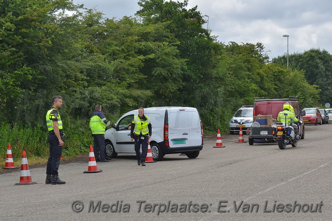 Mediaterplaatse politie controle halfweg 16062017 Image00012