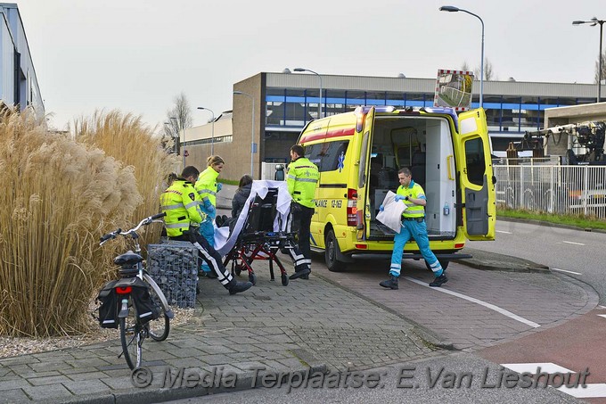 Mediaterplaatse Ongeval fietser nieuw vennep 11032017 Image00005