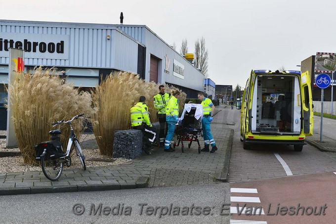Mediaterplaatse Ongeval fietser nieuw vennep 11032017 Image00006