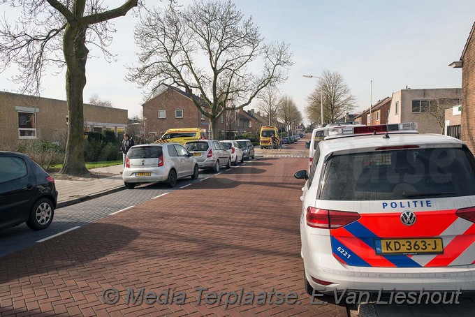 Mediaterplaatse man van dak aalsmeer 11432017 Image00005
