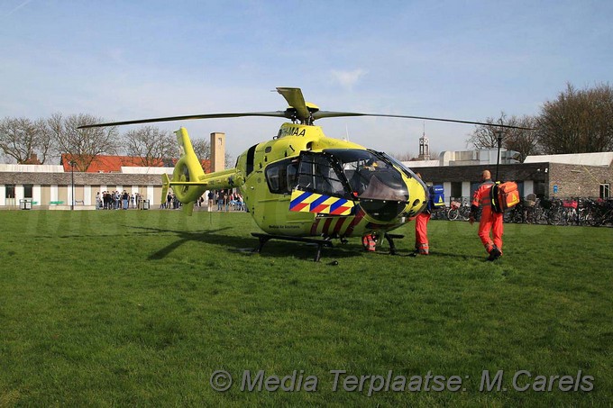 Mediaterplaatse man van dak aalsmeer 11432017 Image00100