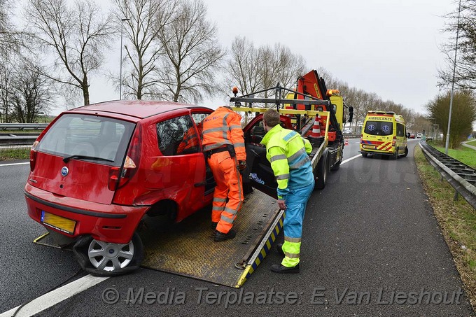 Mediaterplaatse ongeval a44 buiten kaag a44 17032017 Image00006