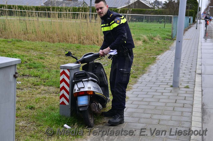 Mediaterplaatse ongeval scootmobiel fietser ijweg nieuw vennep 20032017 Image00004