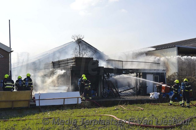 Mediaterplaatse grote brand boesingheliede 23032017 Image00007