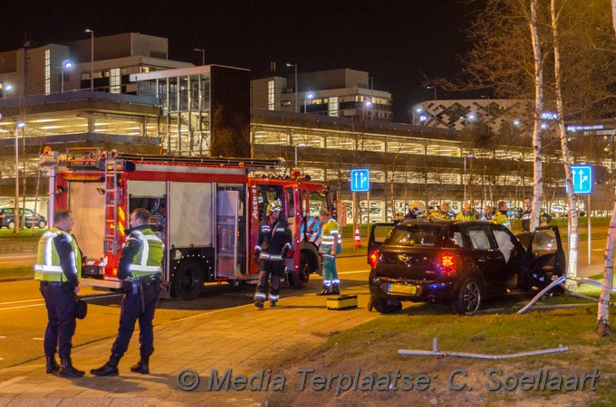 Mediaterplaatse auto boom schiphol 01042017 Image00004