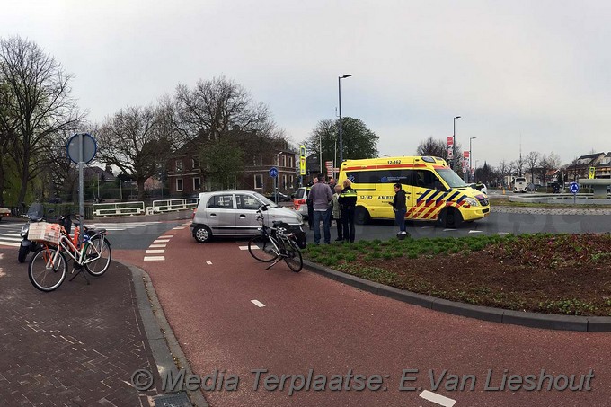 Mediaterplaatse weer ongeval fietsers hoofddorp 03042017 Image00007