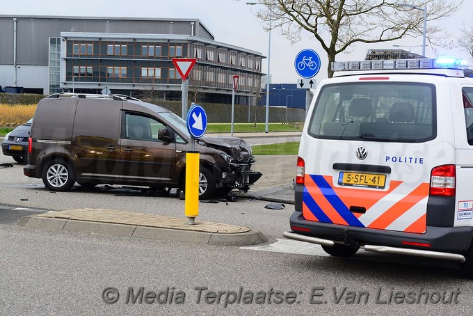 Mediaterplaatse ongeval rondweg nvp 12042017 Image00002