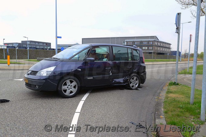 Mediaterplaatse ongeval rondweg nvp 12042017 Image00003