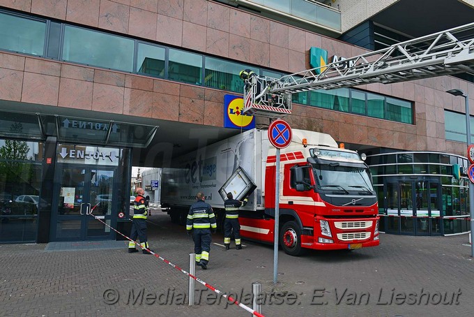 Mediaterplaatse vrachtwagen te hoog hdp 12042017 Image00005