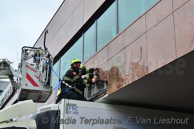 Mediaterplaatse vrachtwagen te hoog hdp 12042017 Image00009