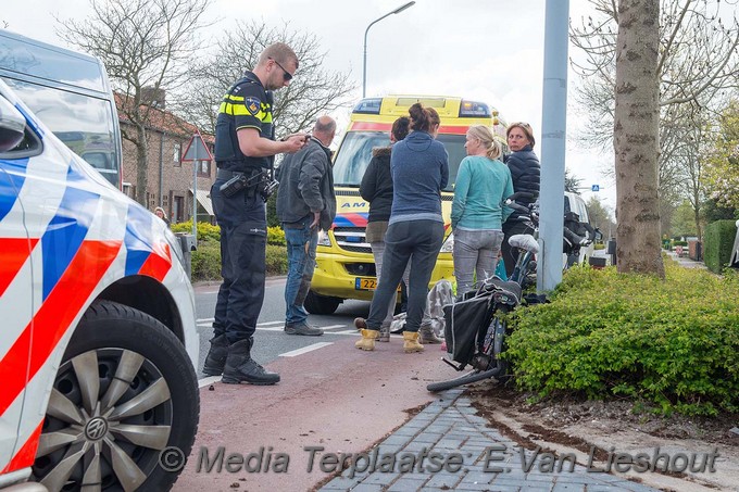 Mediaterplaatse ongeval fietser bedrijfsbusje rijsenhout 13042017 Image00003