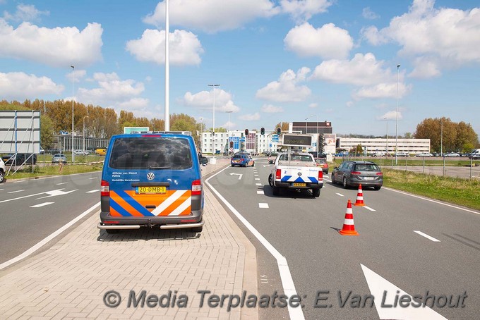Mediaterplaatse politie zelf betrokken bij ongeval schiphol 19042017 Image00001