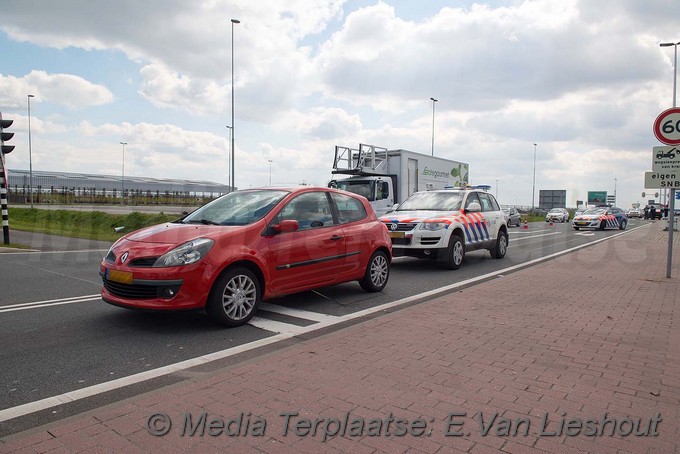 Mediaterplaatse politie zelf betrokken bij ongeval schiphol 19042017 Image00007