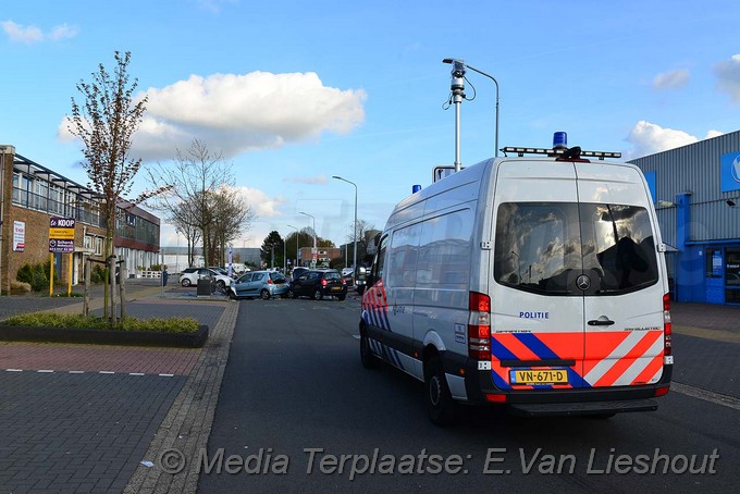 Mediaterplaatse ongeval graftemeerstraat hdp 24042017 Image00021