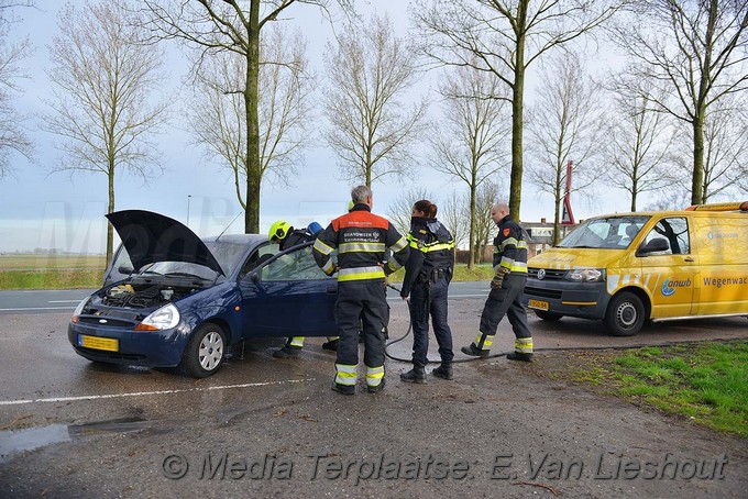 Mediaterplaatse brand hoofdweg auto hoofddorp 04042018 Image00003