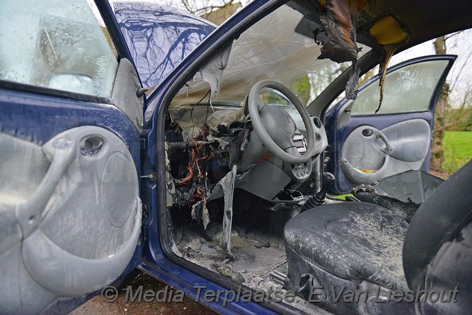 Mediaterplaatse brand hoofdweg auto hoofddorp 04042018 Image00008