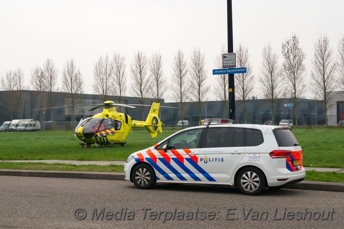 Mediaterplaatse man valt door dak hoofddorp 11042018 Image00006