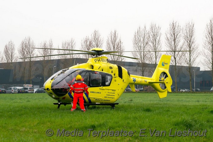 Mediaterplaatse man valt door dak hoofddorp 11042018 Image00008