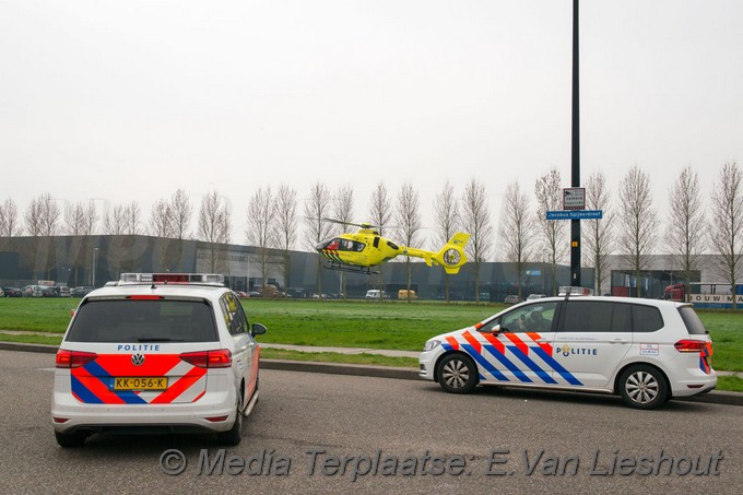 Mediaterplaatse man valt door dak hoofddorp 11042018 Image00012