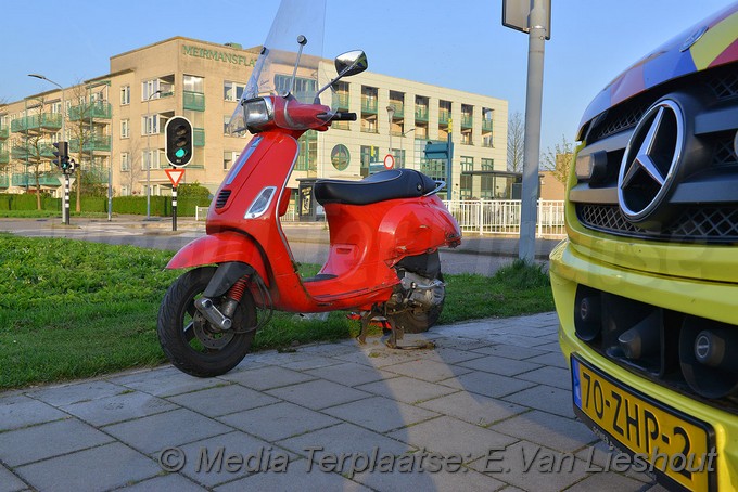 Mediaterplaatse ongeval hoofdweg hoofddorp ledsel lunenburgdreef 19042018 Image00005